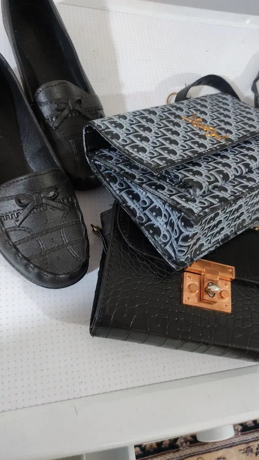 دو عدد کیف ویک کفش پلاستیکی روفرشی|کیف، کفش، کمربند|فسا, |دیوار