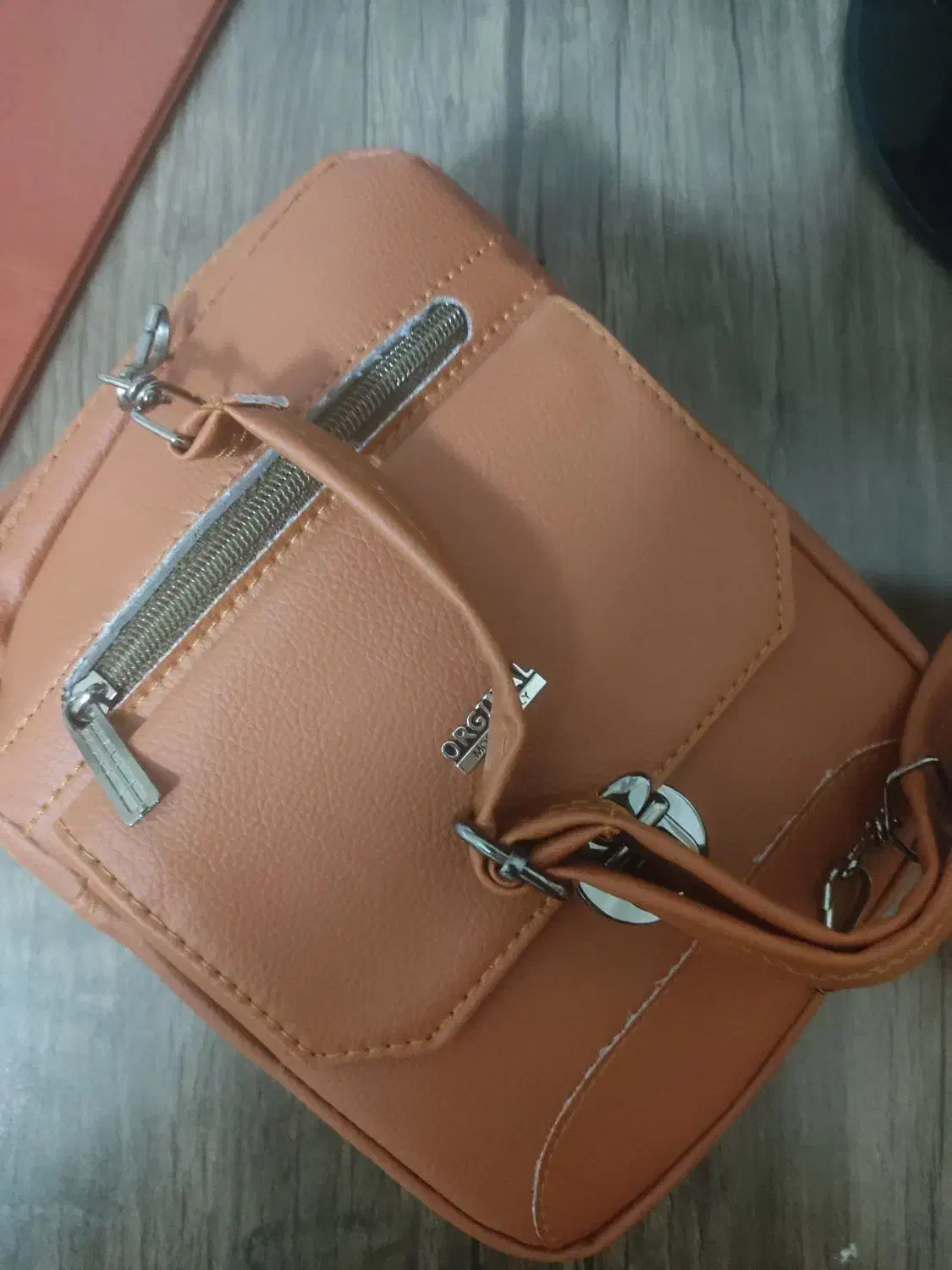 کیف دوشی|کیف، کفش، کمربند|کاشان, سیفی آباد|دیوار