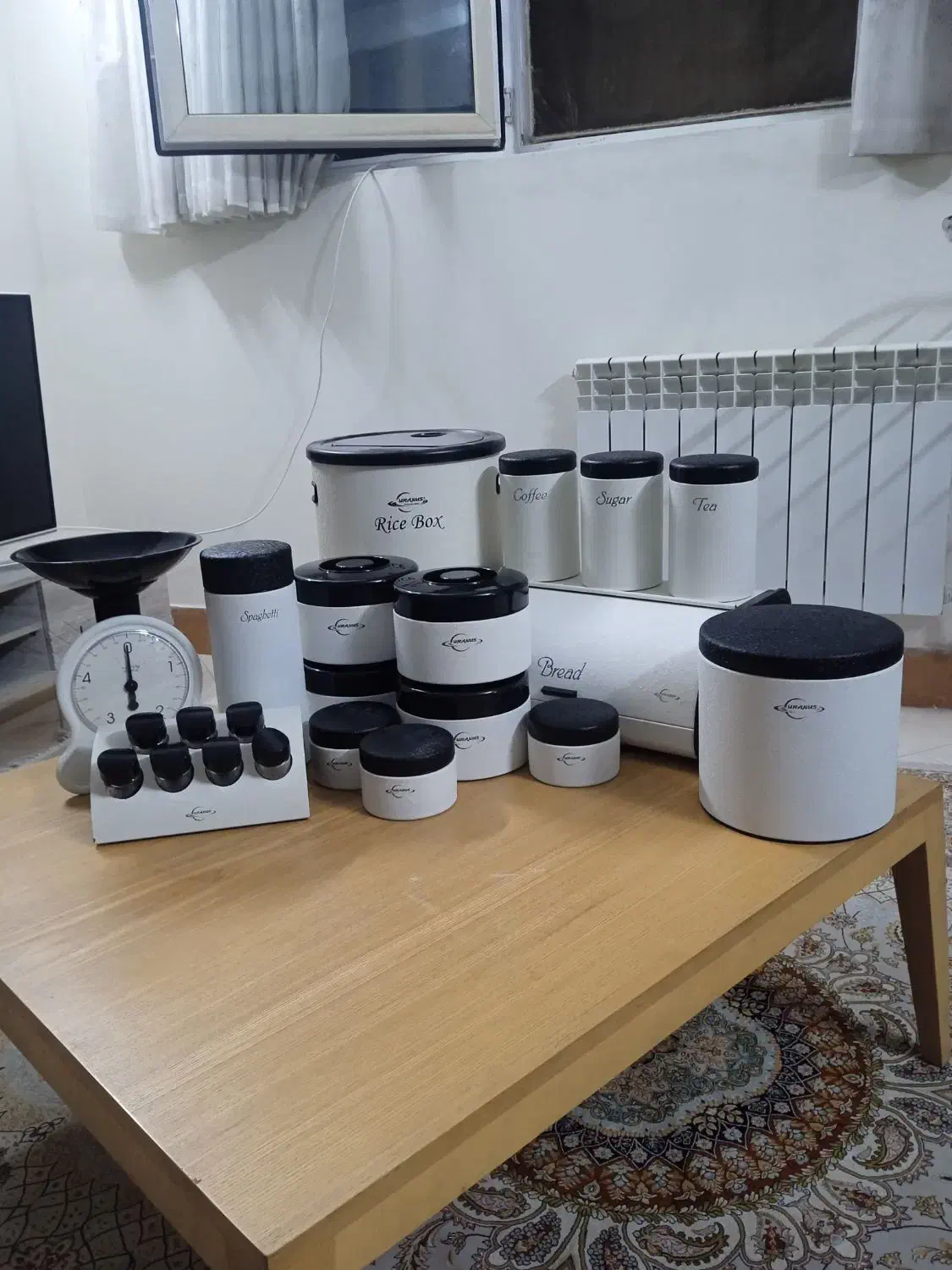 وسایل آشپزخانه ۲۴ تکه|ظروف نگهدارنده، پلاستیکی، یک‌بارمصرف|شیراز, فرهنگ شهر|دیوار