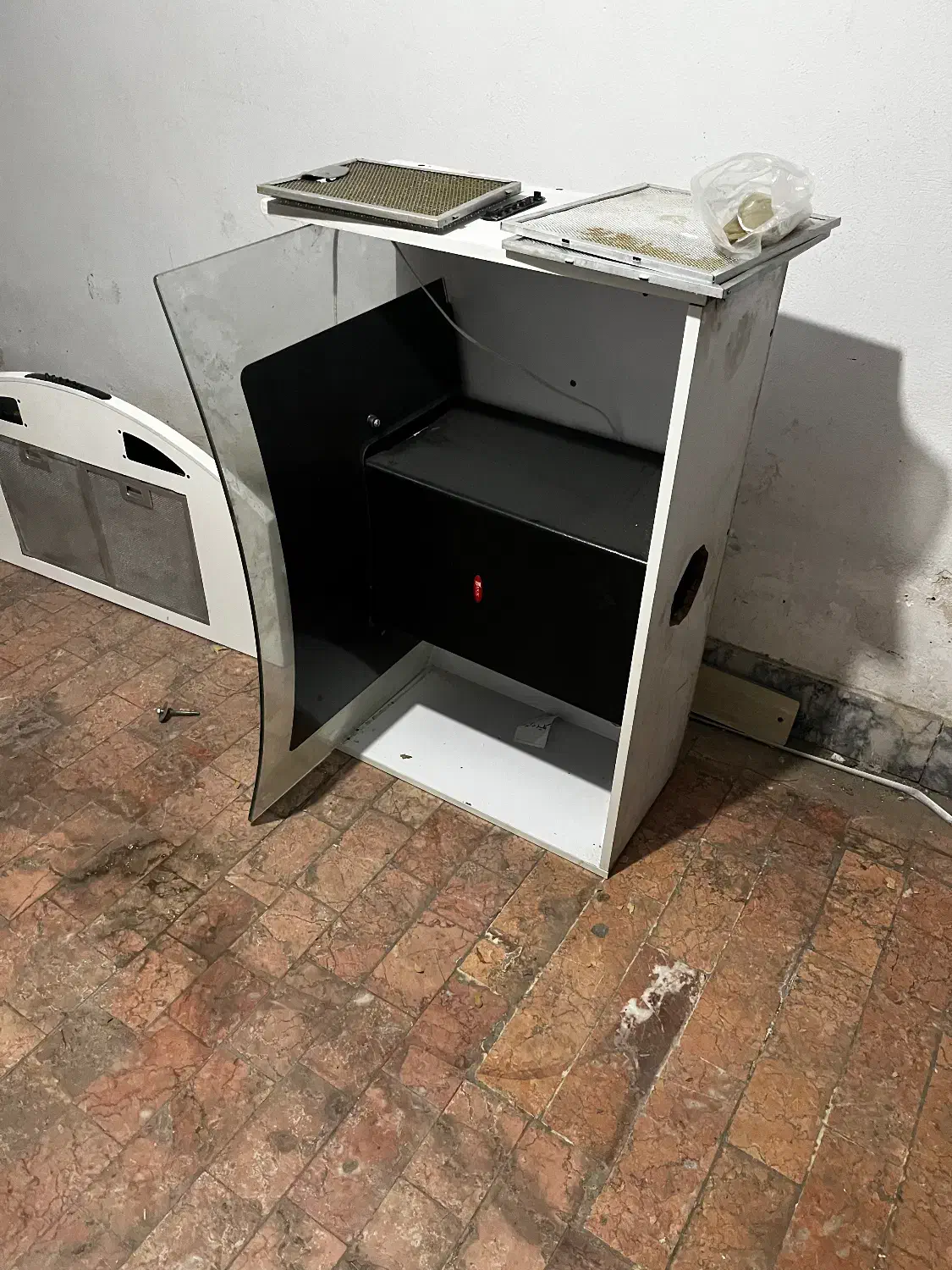 هود|هود|مشهد, کوثر|دیوار