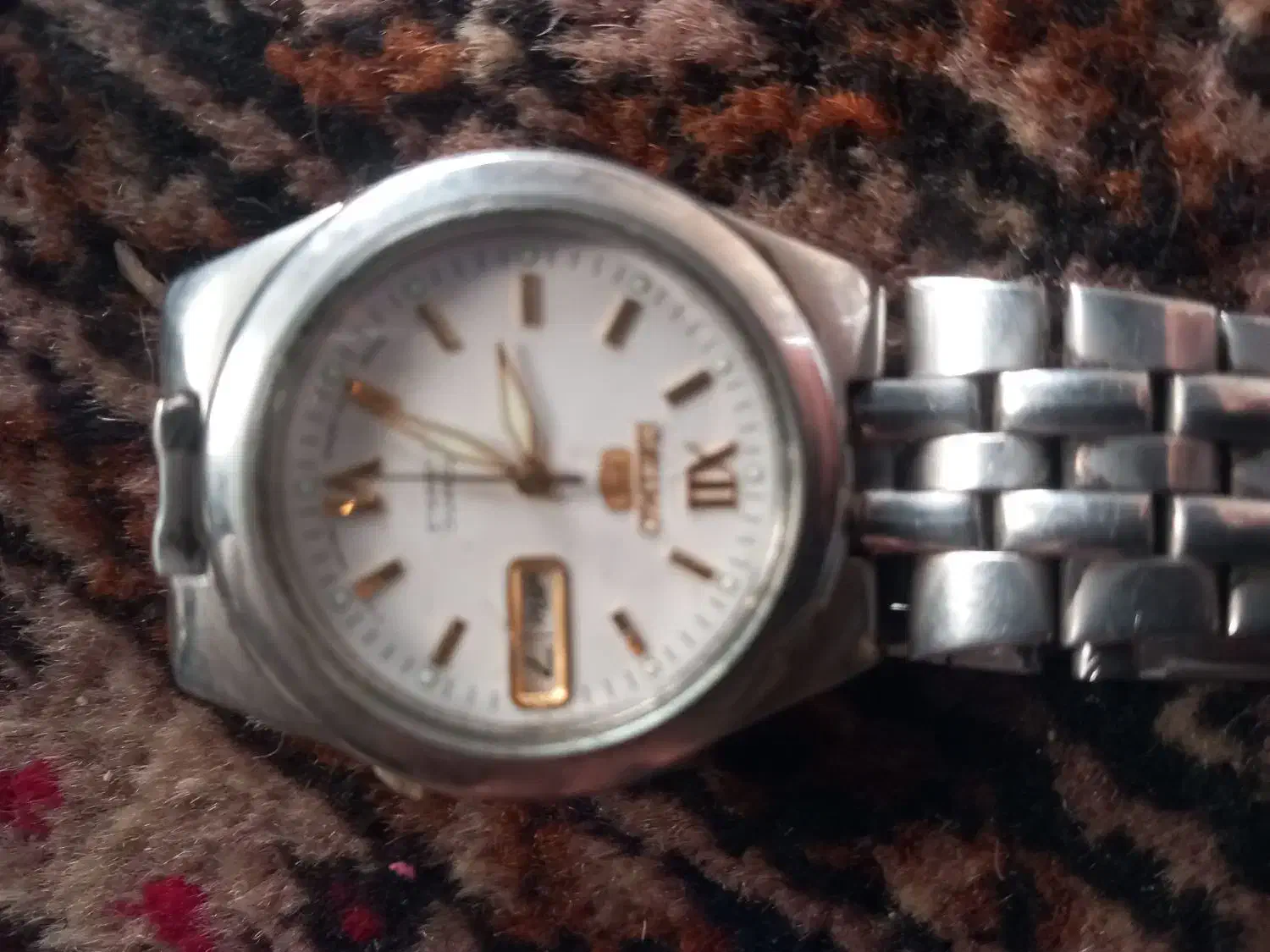 ساعت سیکو پنج|ساعت|شاهرود, |دیوار