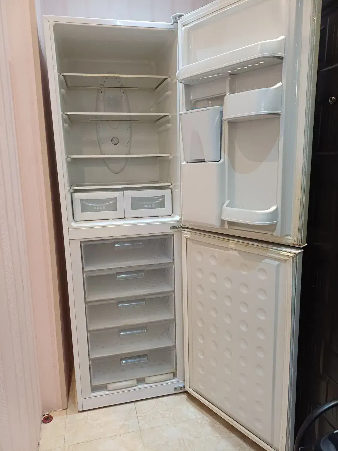 یخچال کار کرده الکترو استیل سالم بدون برفک|یخچال و فریزر|محمدشهر, محمدشهر|دیوار