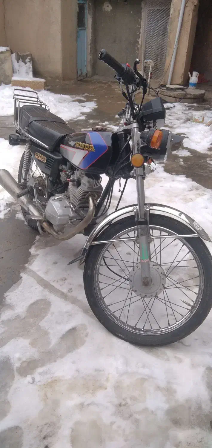 موتور 125 استادی|موتورسیکلت|سنندج, |دیوار