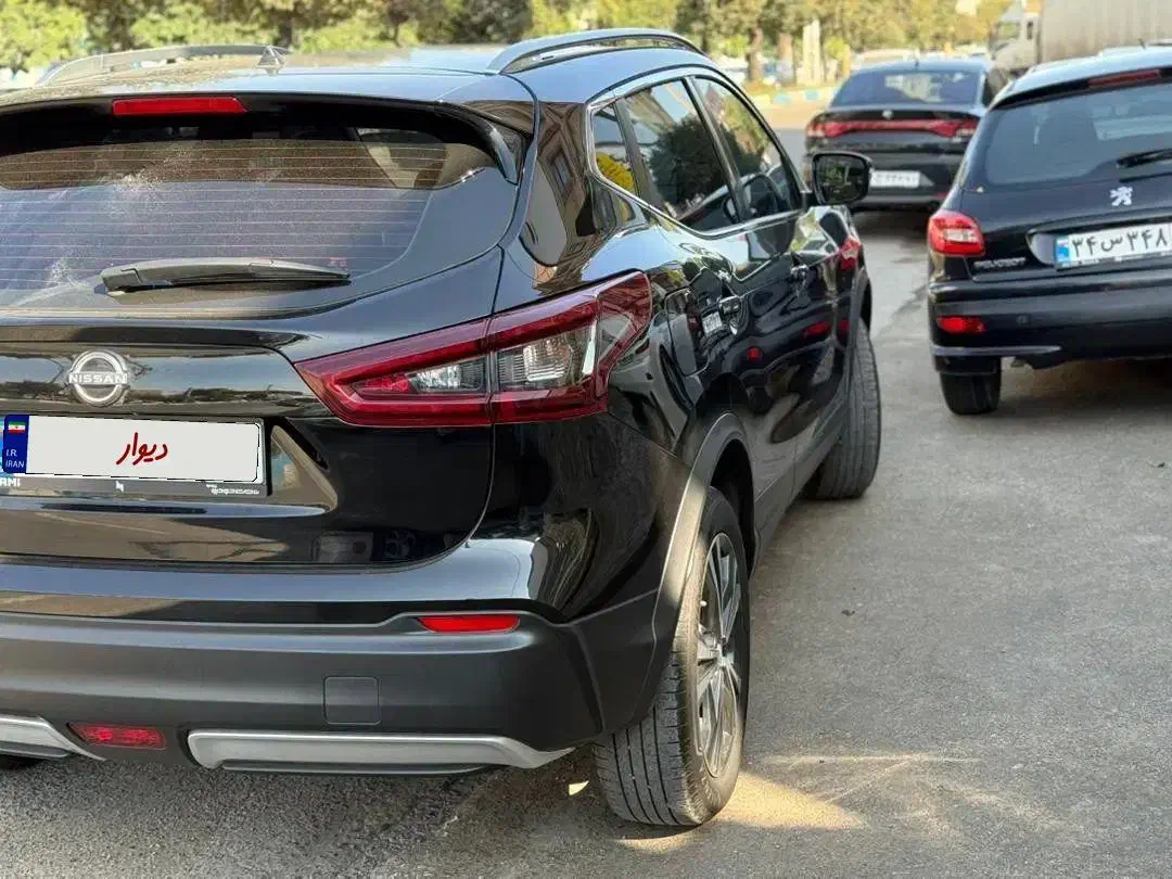 نیسان قشقایی مشکی 2024 7تا کار(مشابه صفر)|خودرو سواری و وانت|بابل, |دیوار