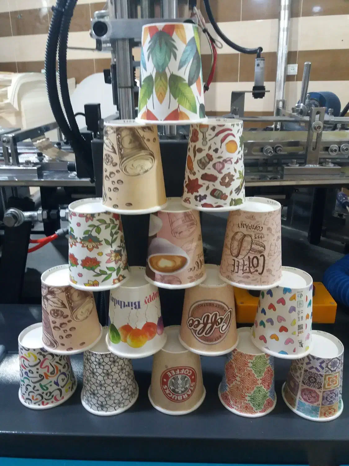 تولید و فروش عمده لیوان کاغذی یکبار مصرف|ظروف نگهدارنده، پلاستیکی، یکبارمصرف|مشگین شهر, |دیوار