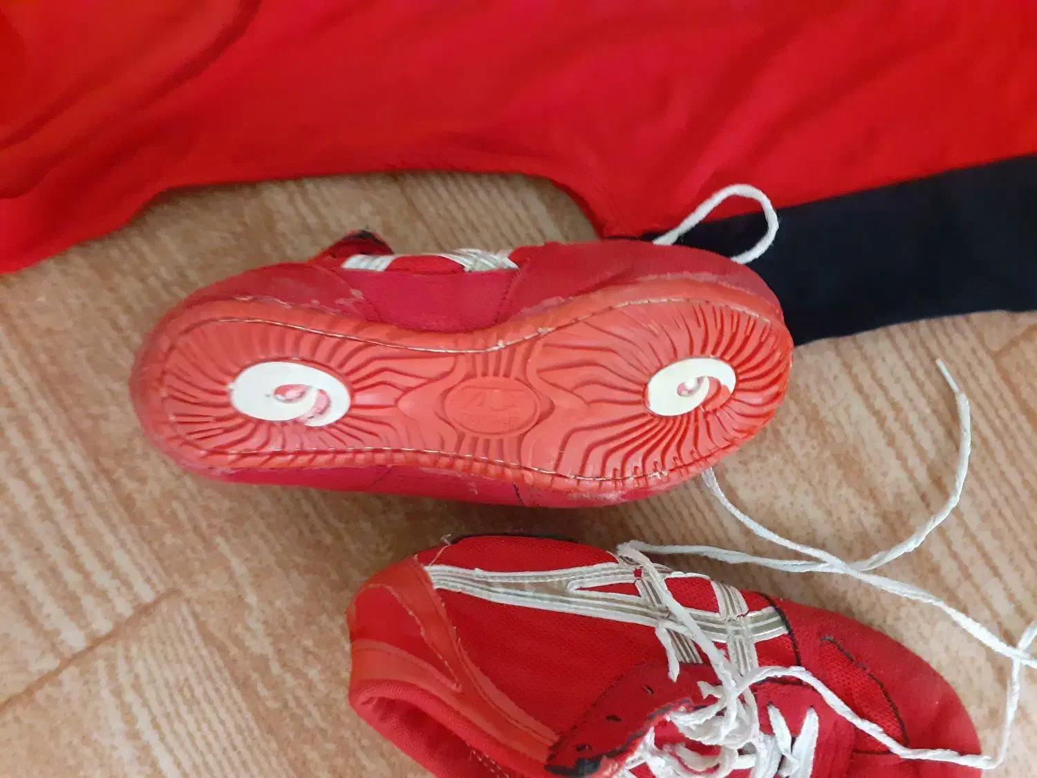 لباس ورزشی ۸۵۰|تجهیزات ورزشی|پرند, فاز ۳|دیوار