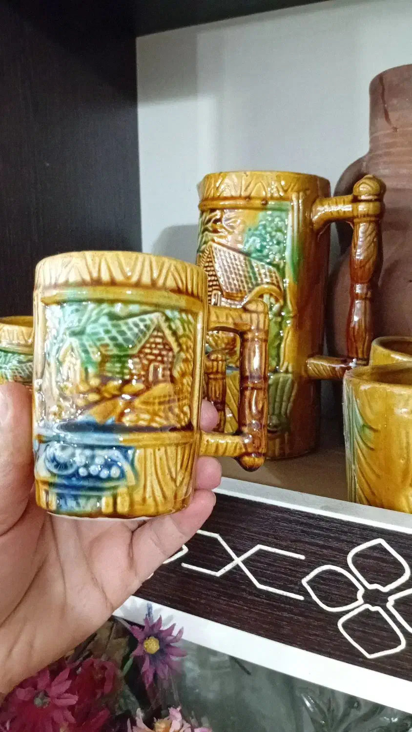 سفال ۱ میلیون|کلکسیون اشیاء عتیقه|سیاهکل, |دیوار