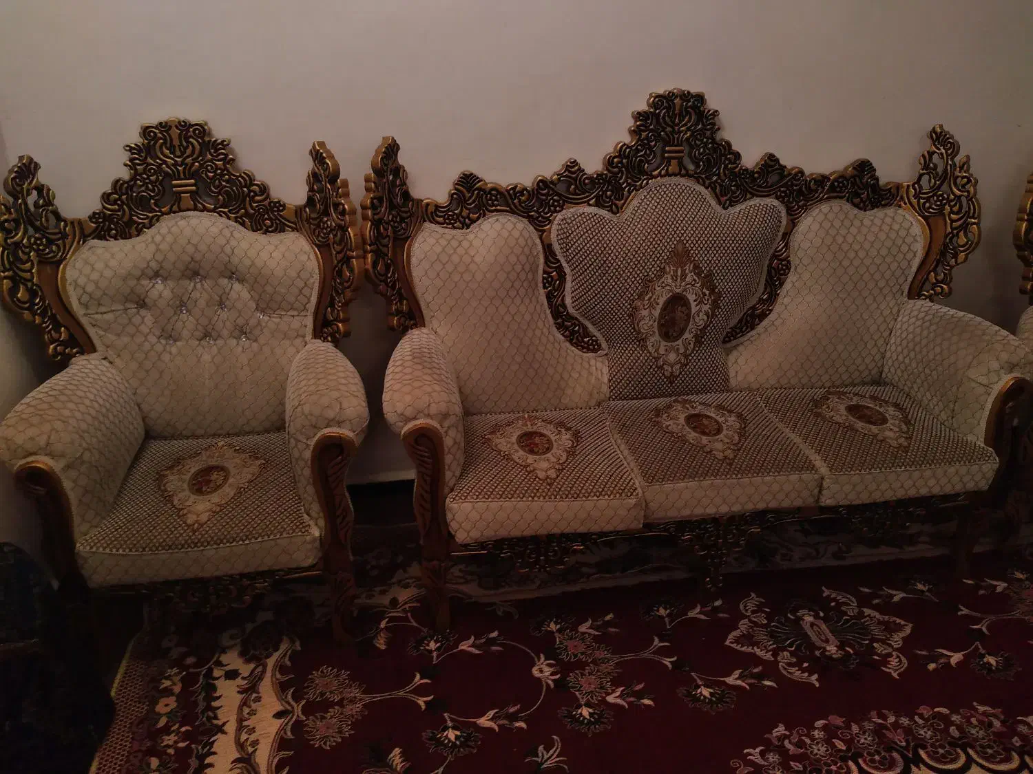 مبل سلطنتی|مبلمان خانگی و میز عسلی|ایذه, |دیوار