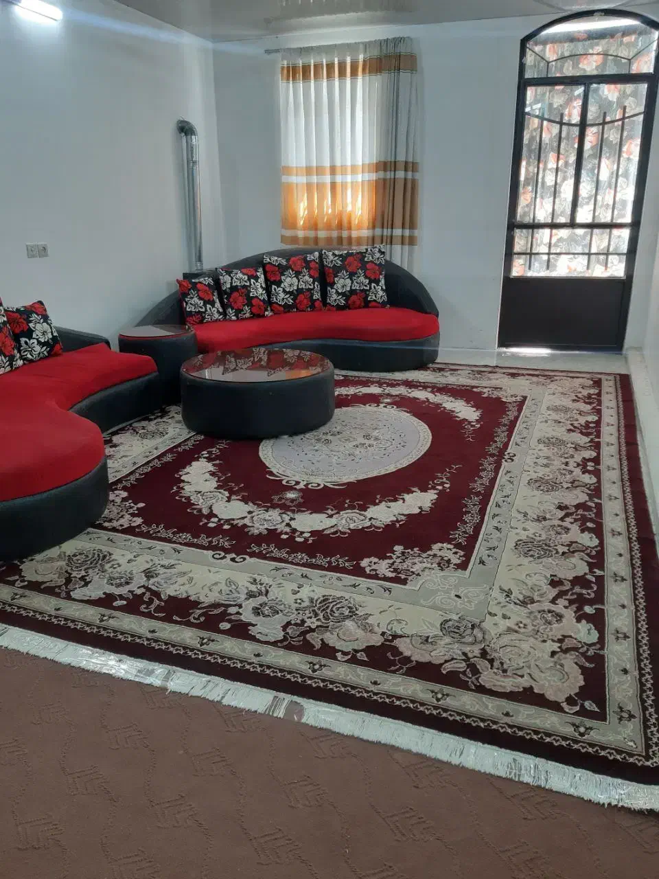 سوئیت اجاره ای|اجارهٔ کوتاهمدت آپارتمان و سوئیت|کاشان, گریه|دیوار