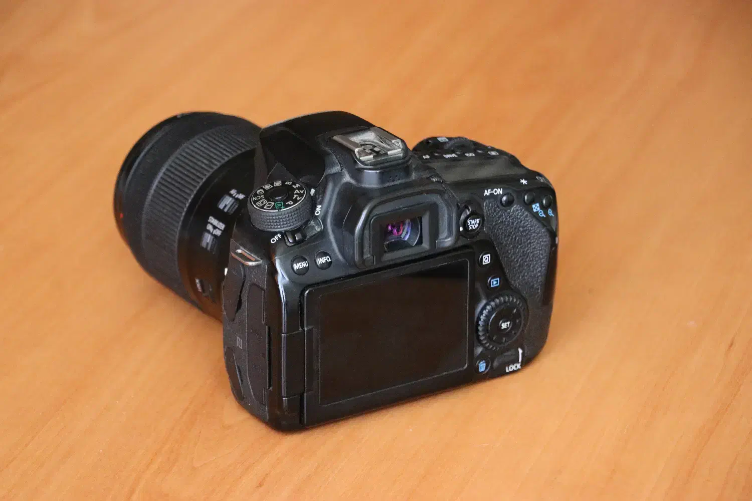 دوربین عکاسی canon 80D - 18-135|دوربین عکاسی و فیلم‌برداری|اردبیل, |دیوار