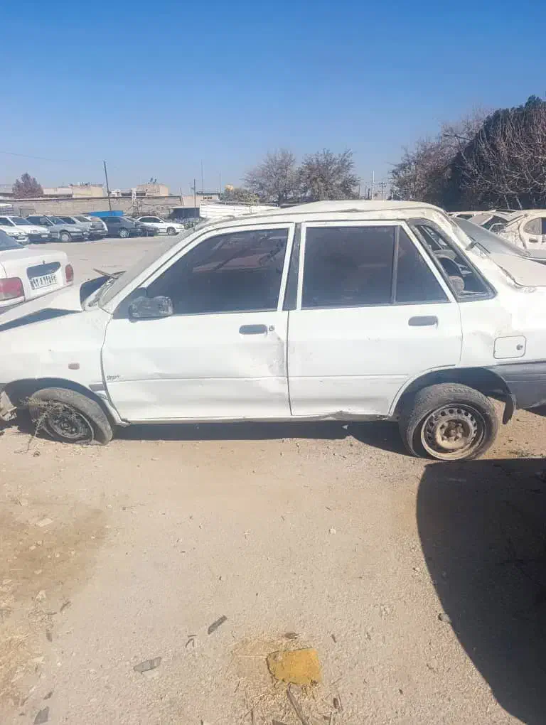 ماشین تصادفی|خودرو سواری و وانت|درودزن, |دیوار