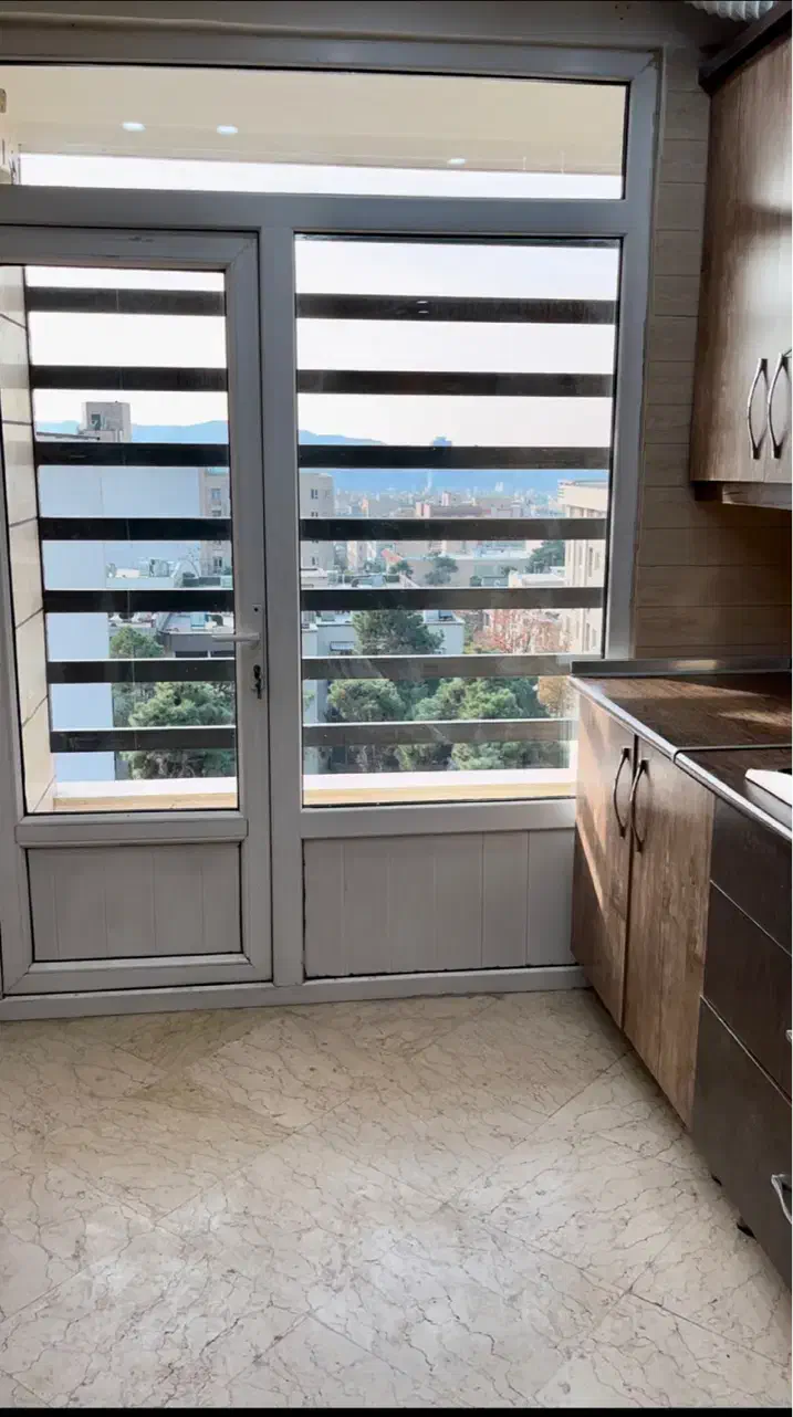 آپارتمان۱۱۰ متر/دو خواب/فول/خوش نقشه/قابل تبدیل