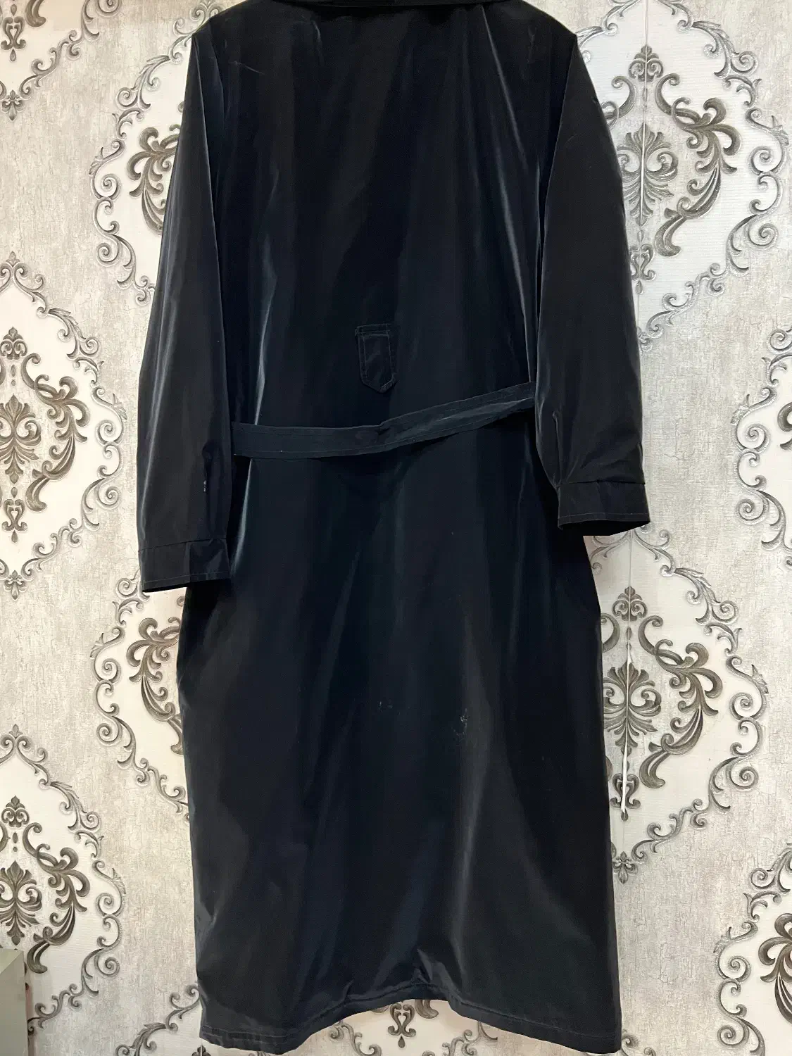 بارونی زیبا زد اب|لباس|رشت, گلسار|دیوار