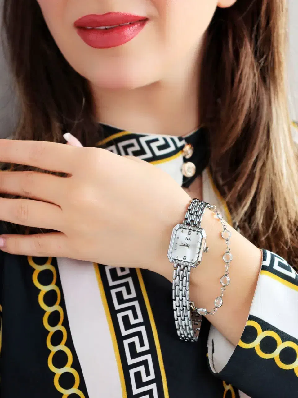 .زنانه × % با آویز بند فلزی NK. با چند سال ضمانت|ساعت|اصفهان, احمدآباد|دیوار