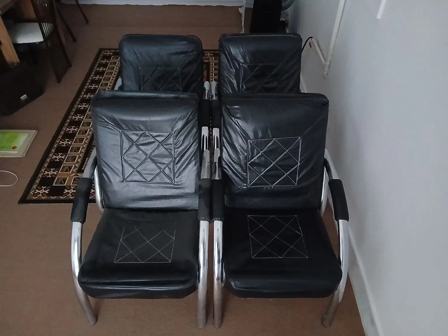 صندلی اداری|صندلی و نیمکت|کلاله, |دیوار