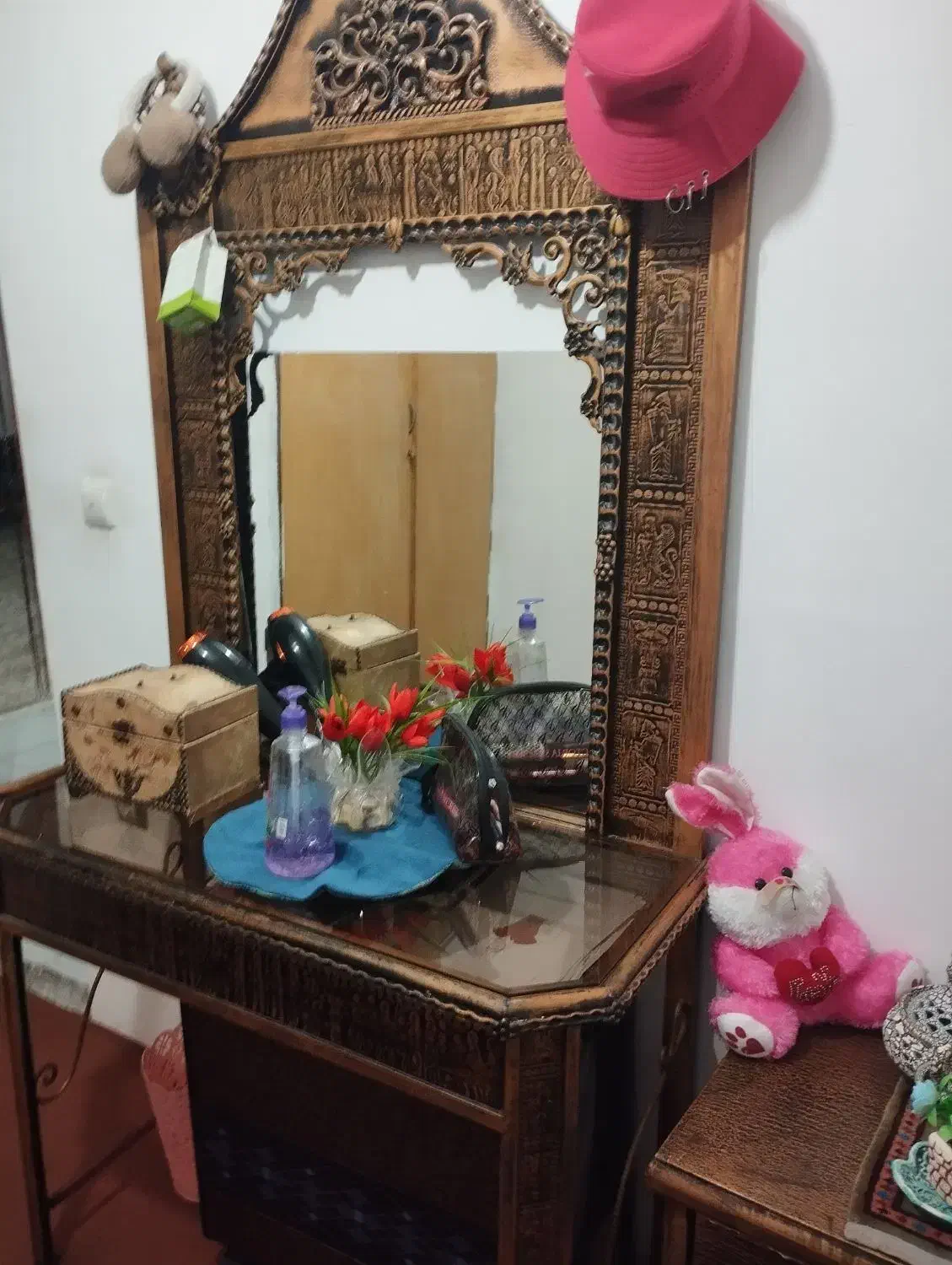 دلاور سه کشو با میز واینه|جاکفشی، کمد، دراور|گرگان, |دیوار