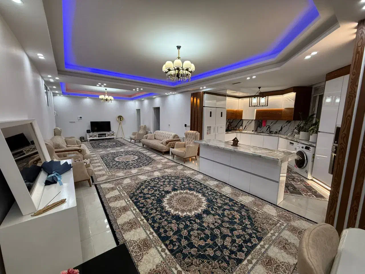 یک واحد بی نظیر شیک و بی بدیل نوساز فول امکانات|فروش آپارتمان|ملارد, |دیوار