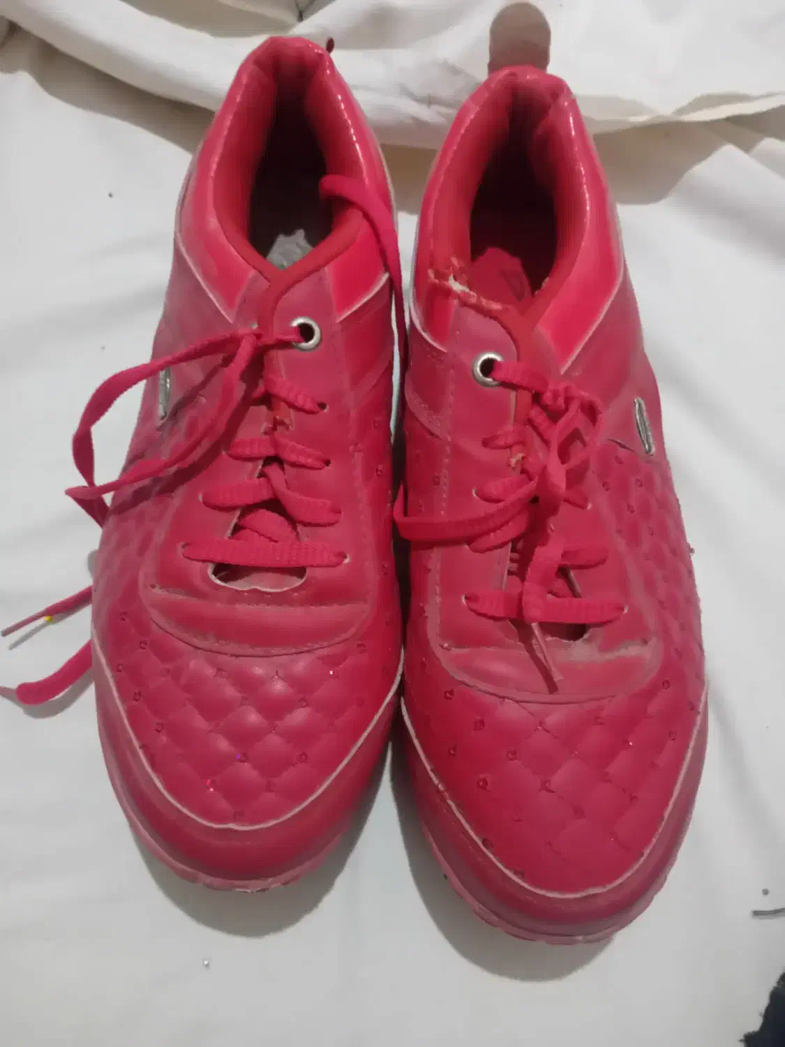 کتونی سایز۳۹.۴۰|کیف، کفش، کمربند|زابل, |دیوار