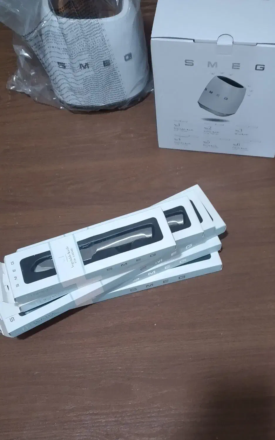 سرویس چاقو هفت پارچه اسمگ|ظروف پخت‌وپز|ملارد, |دیوار