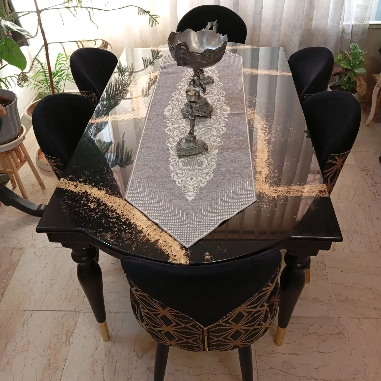 میزغذاخوری|میز و صندلی غذاخوری|شاهینشهر, فردوسی|دیوار