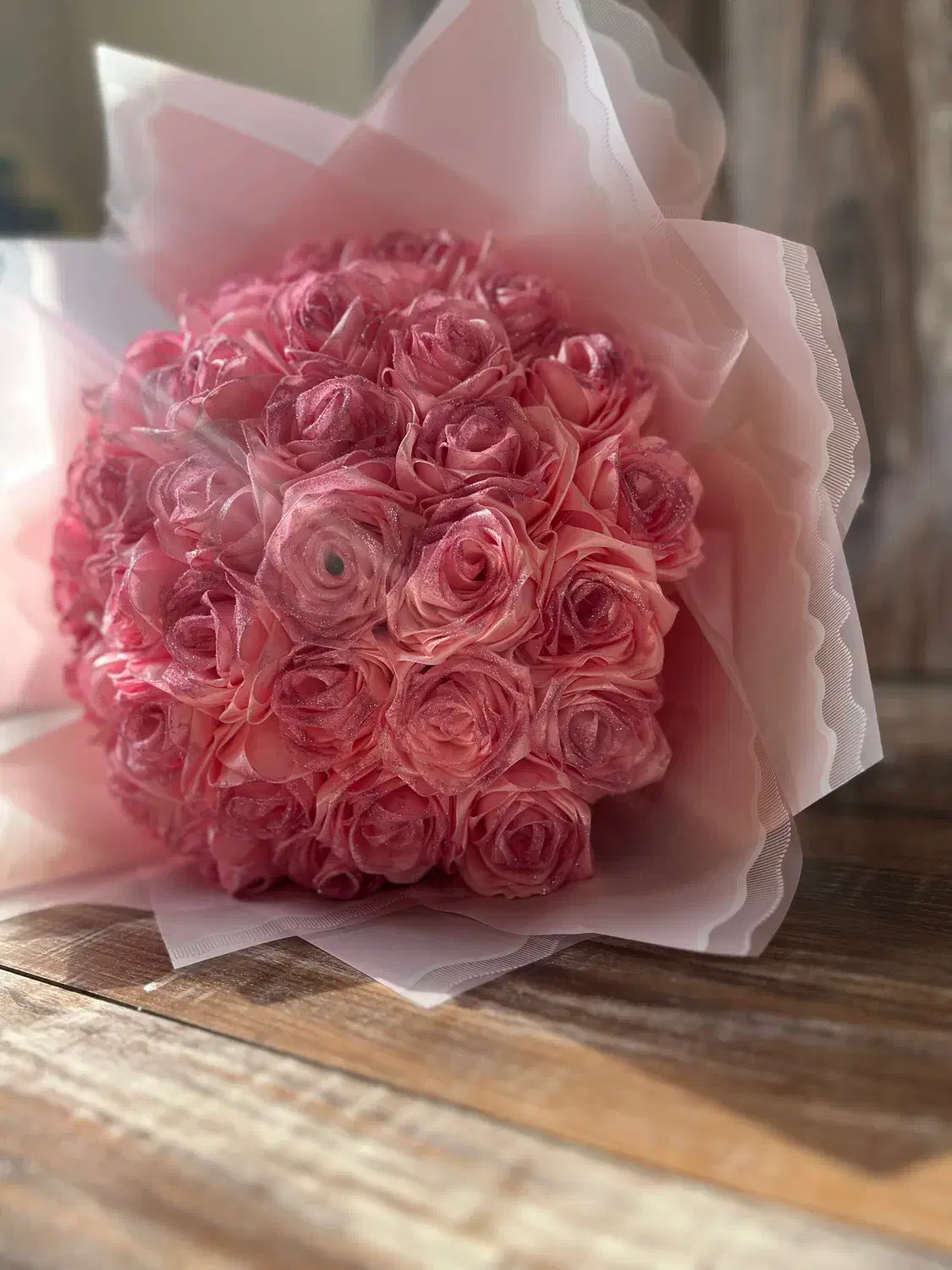 دسته گل رز با ربان|گل مصنوعی|اصفهان, محمودیه|دیوار