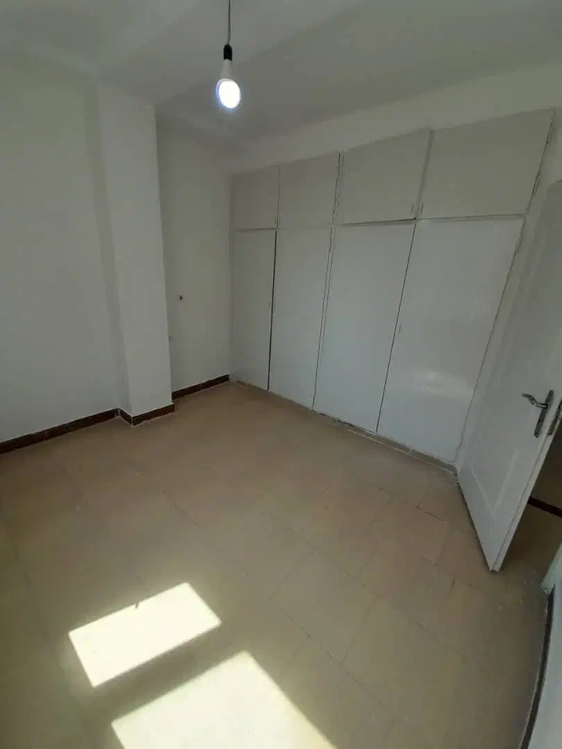 اجاره آپارتمان ۶۵متری طبقه سوم|اجارهٔ خانه و ویلا|شهریار, شهرک وائین|دیوار