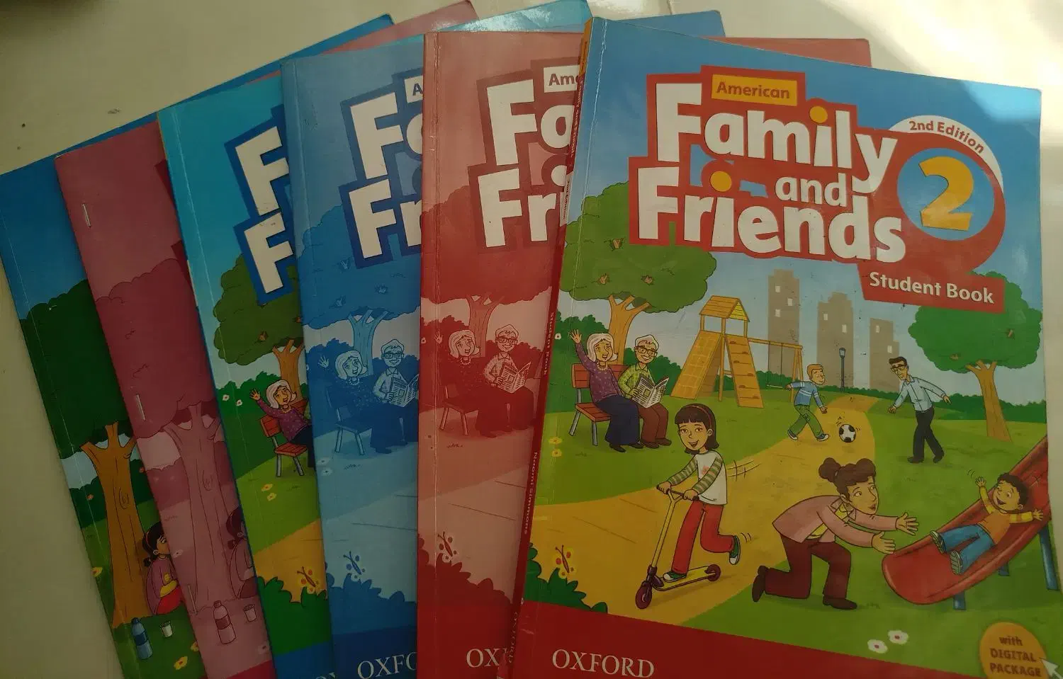 مجموعه Family friends همراه با work book|کتاب و مجله آموزشی|چناران, |دیوار