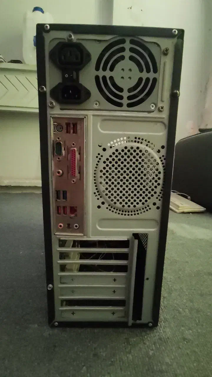 کیس ddr3 رم 4 cpu i3 با مانیتور|رایانه رومیزی|شیراز, اصلاح‌نژاد|دیوار