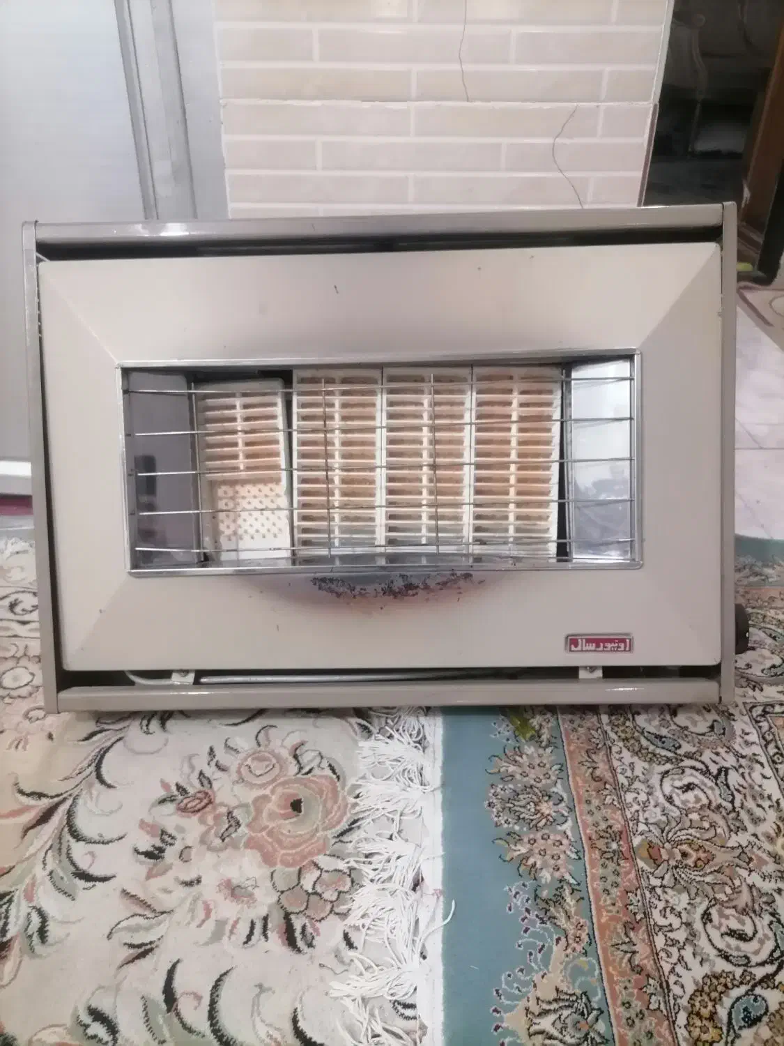 مقداری لوازم برا خونه باغ با قیمت مناسب|بخاری، هیتر، شومینه|سبزوار, ولیعصر (نجار آباد)|دیوار