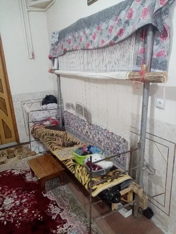 فروش دارقالی نیمه کاره نائینی|فرش|نجفآباد, امیرآباد|دیوار