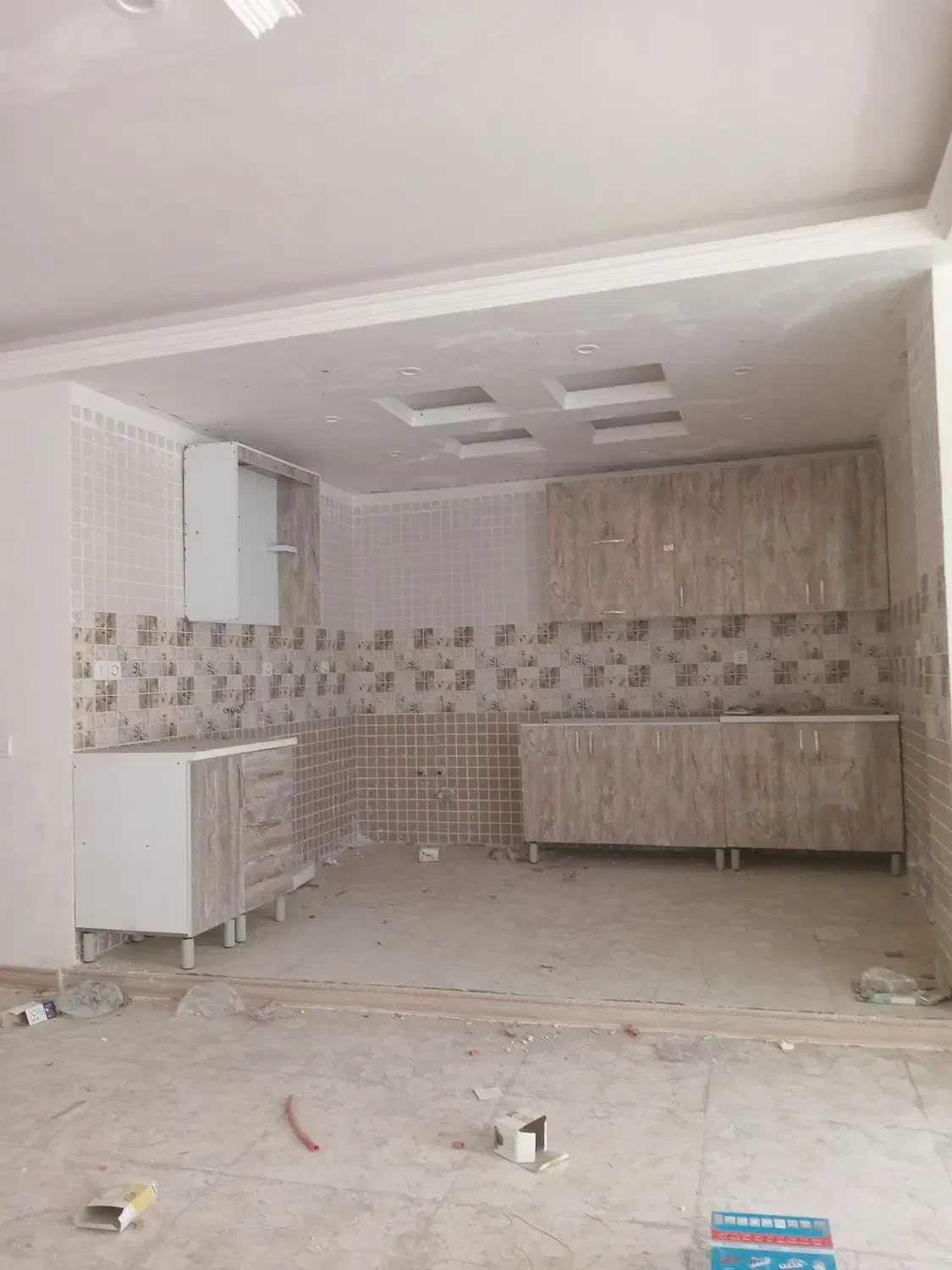 کابینت اشپزخانه|مصالح و تجهیزات ساختمان|قرچک, میرزائی جنوبی|دیوار