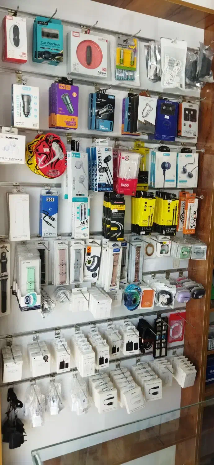 تمامی لوازم جانبی موبایل(قیمت خرید قبل)|لوازم جانبی موبایل و تبلت|مشهد, شهرآرا|دیوار