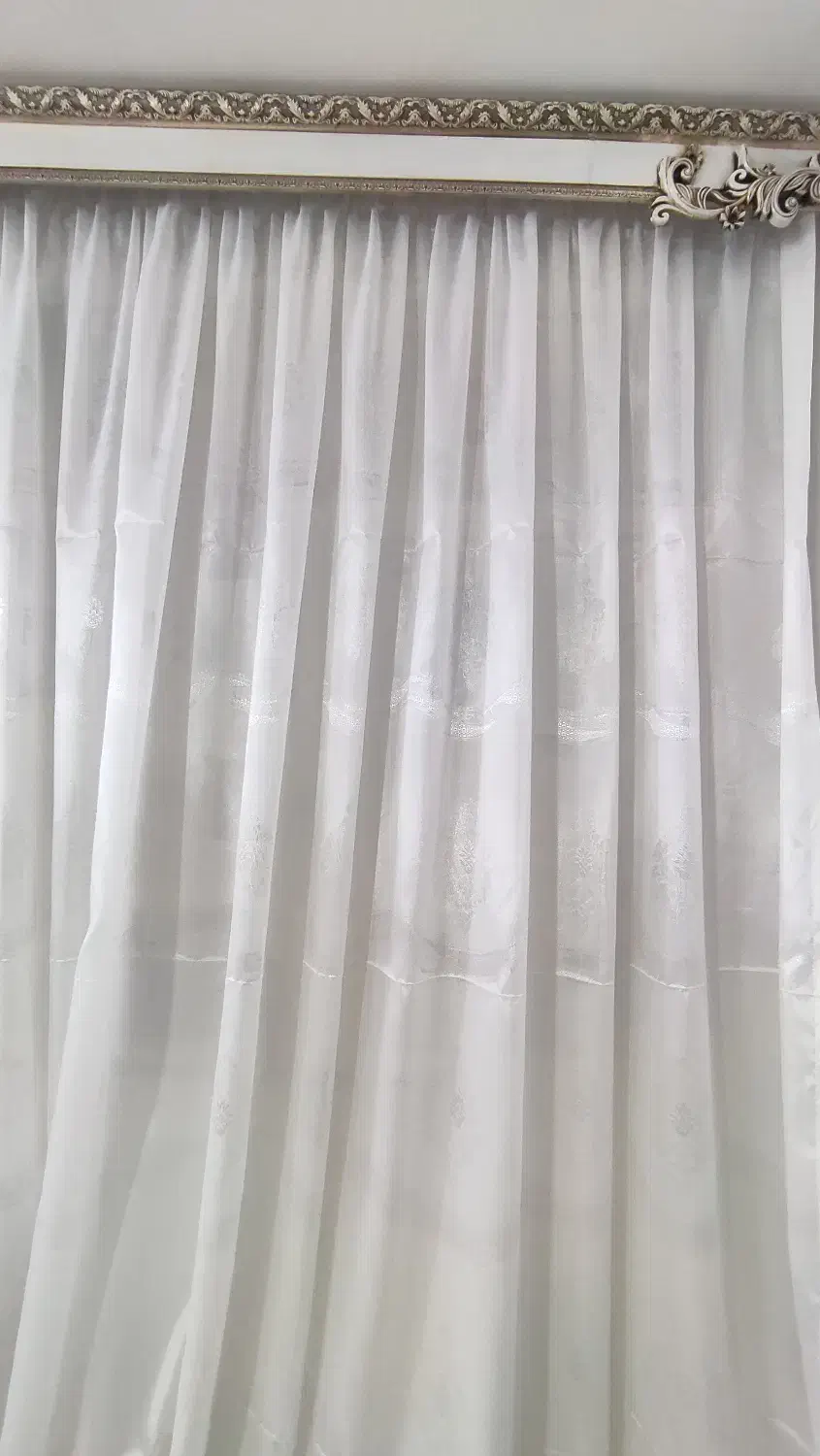 پرده ی حریر طرحدار سفید|پرده، رانر، رومیزی|مشهد, نیروی هوایی|دیوار