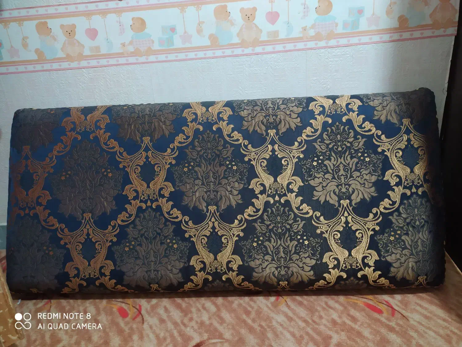 پشتی|پشتی|خرم‌آباد, |دیوار