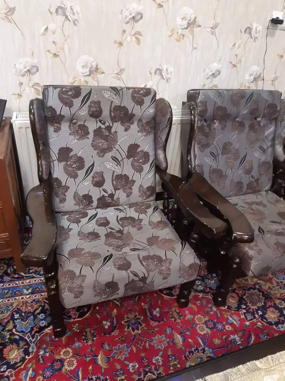 مبل چون گردو|مبلمان خانگی و میز عسلی|شهرکرد, |دیوار