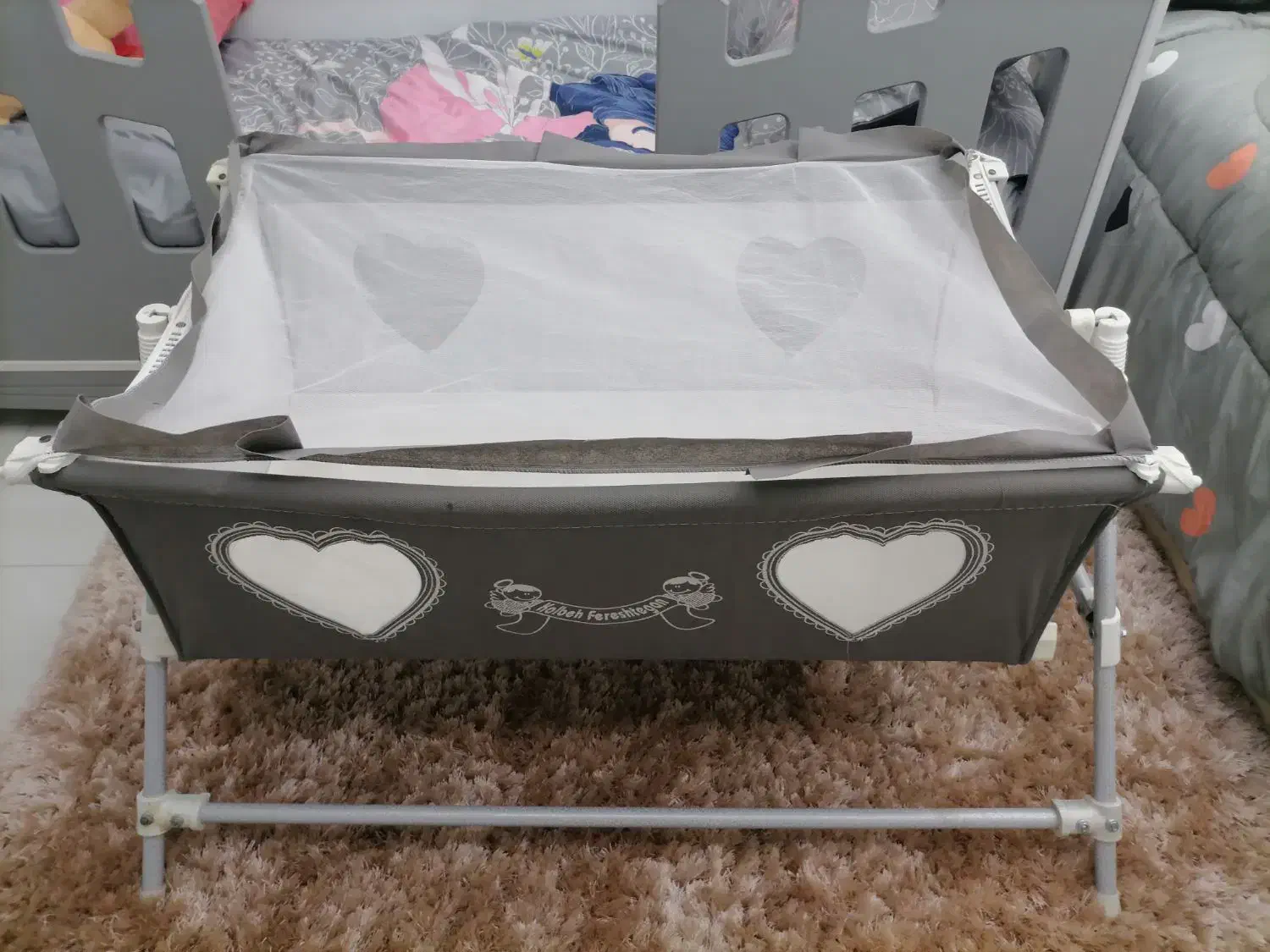 گهواره کودک با پشه بند|تخت و سرویس خواب|ملارد, |دیوار