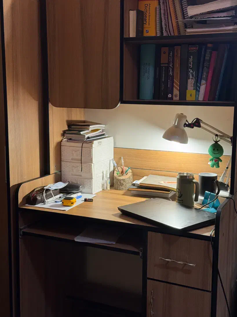 میز تحریر|میز تحریر و کامپیوتر|کرج, عظیمیه|دیوار