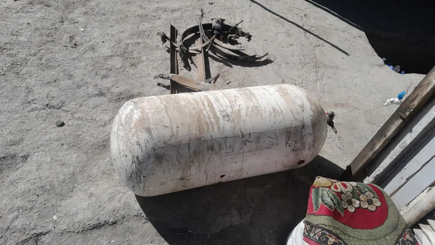 کپسول گاز بزرگ|قطعات یدکی و لوازم جانبی|سنندج, |دیوار