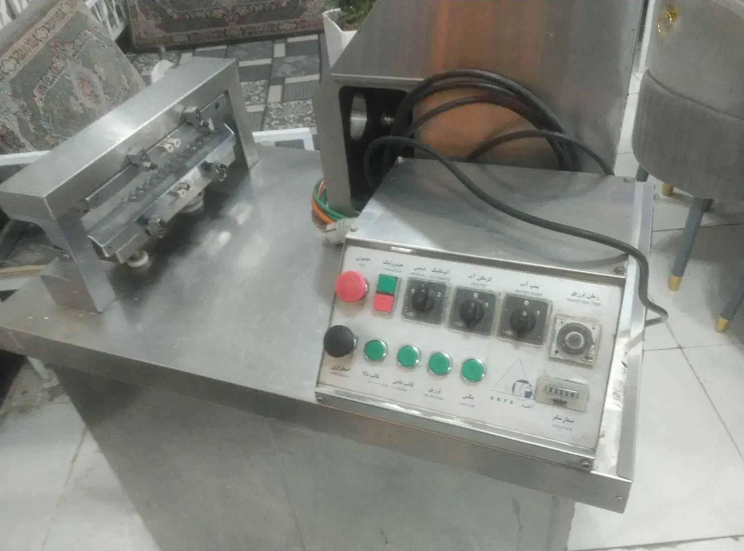 دستگاه کباب سیخ گیر|کافیشاپ و رستوران|اصفهان, شهرک کاوه|دیوار