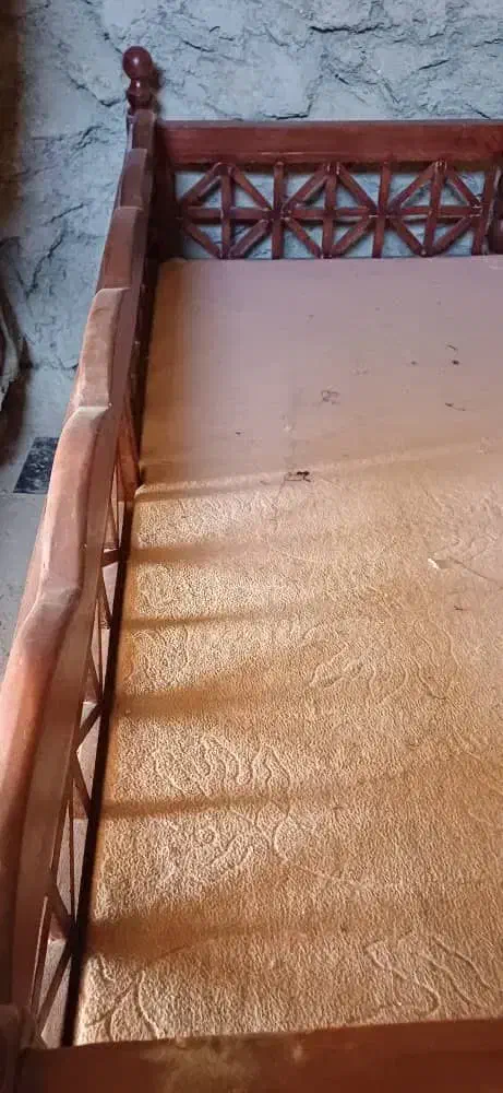 تخت چوبی|تخت و سرویس خواب|شازند, |دیوار