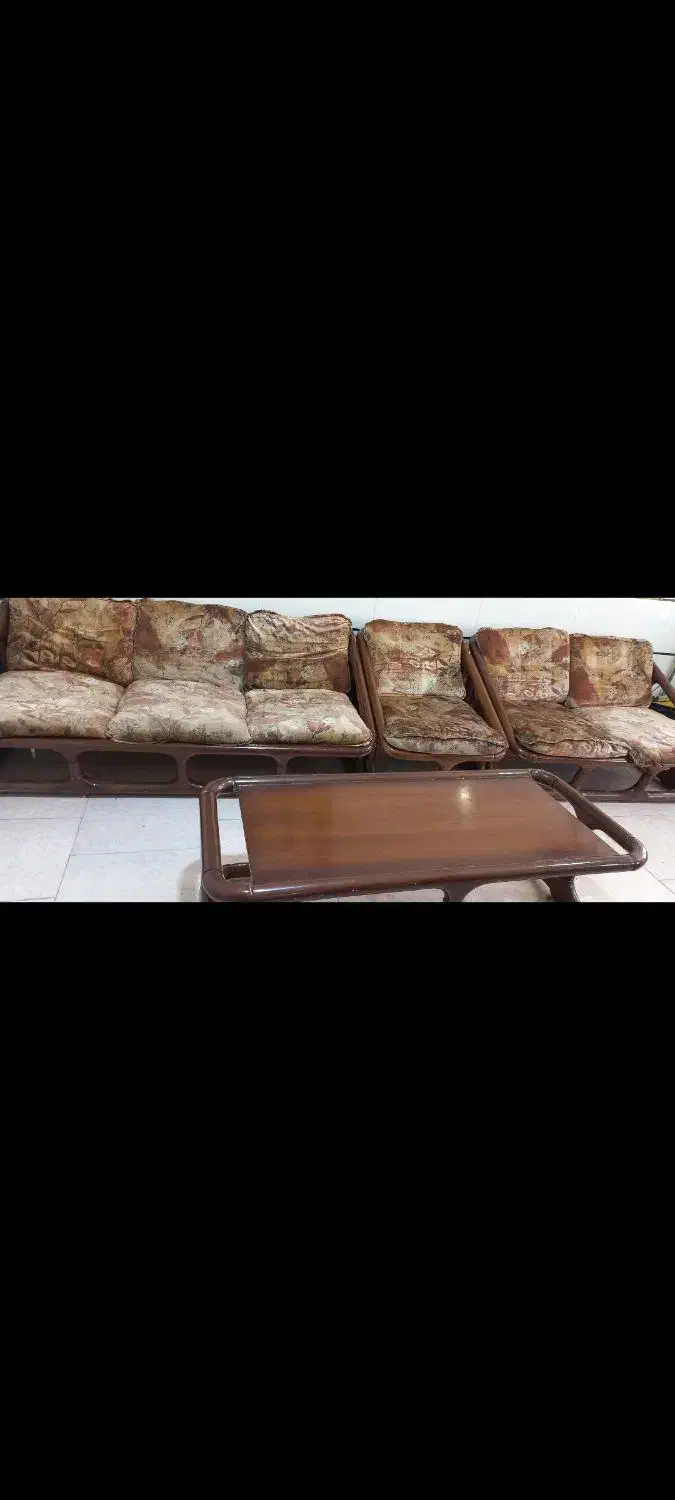 مبل چوبی محکم وتمیز|مبلمان خانگی و میز عسلی|ایذه, |دیوار