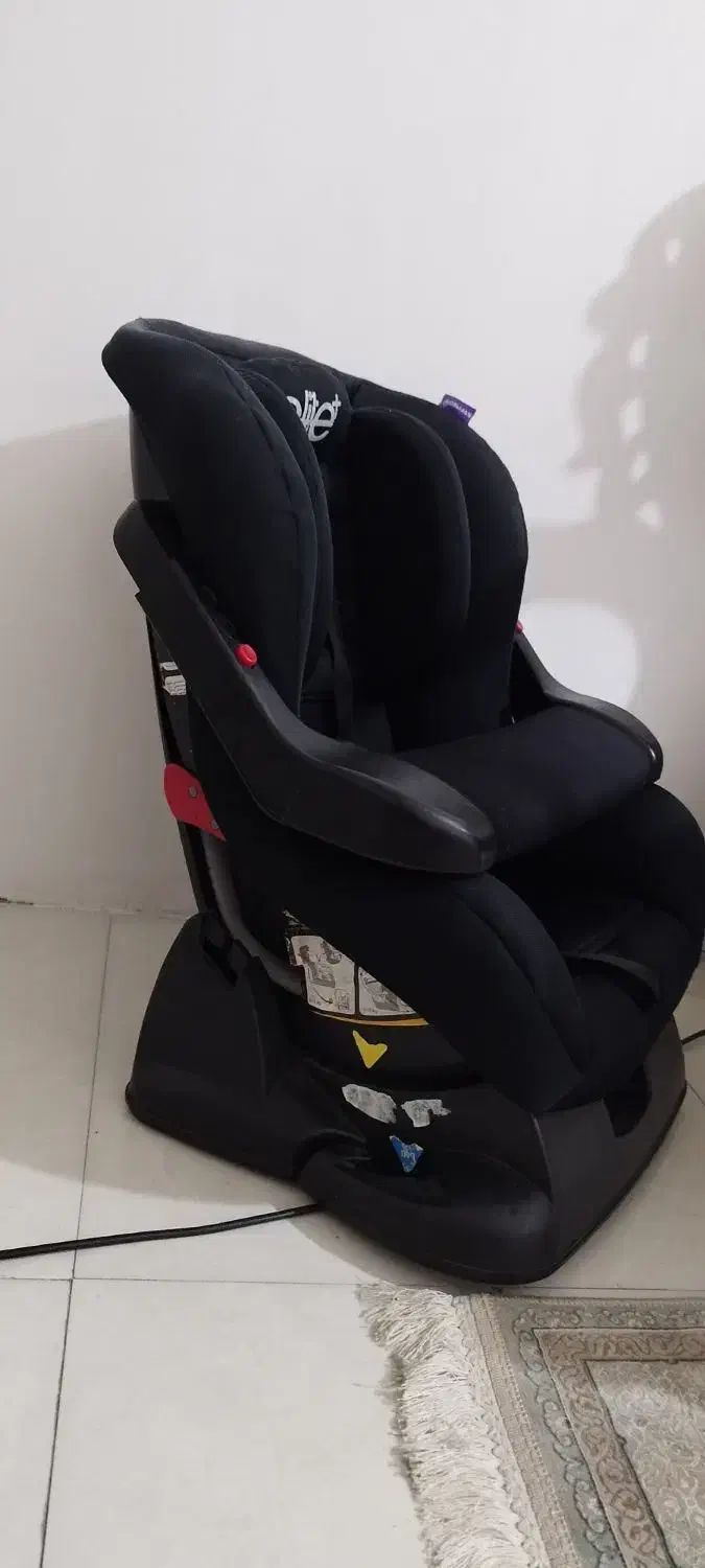 صندلی ماشین کودک و کاپوت ۱۳۲|تخت و صندلی بچه|فردیس, ثابتی|دیوار