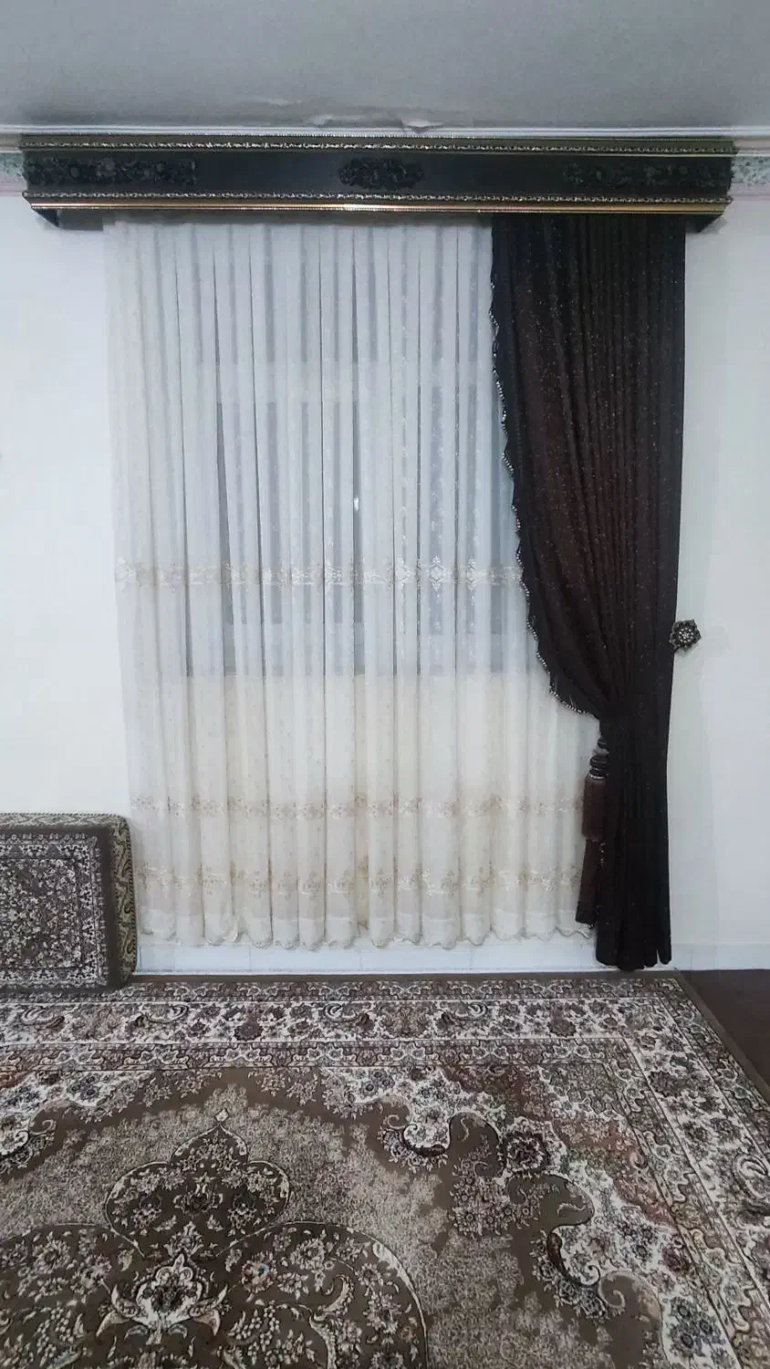 ۲ جفت پرده (برا ۴ تا پنجره) همراه والان وقاب پرده|پرده، رانر، رومیزی|رزن, |دیوار