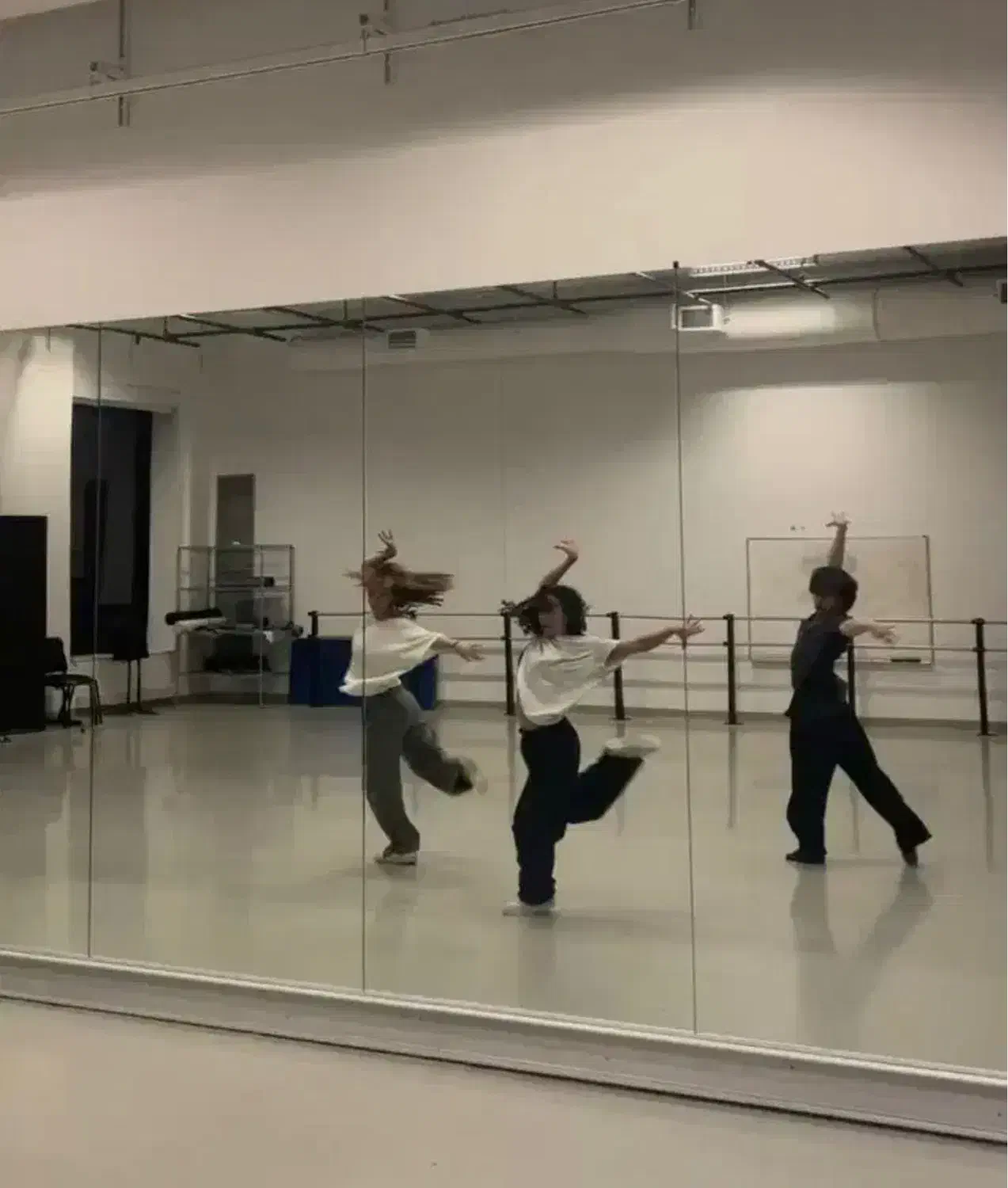 رقص|خدمات آموزشی|قم, زنبیل آباد|دیوار