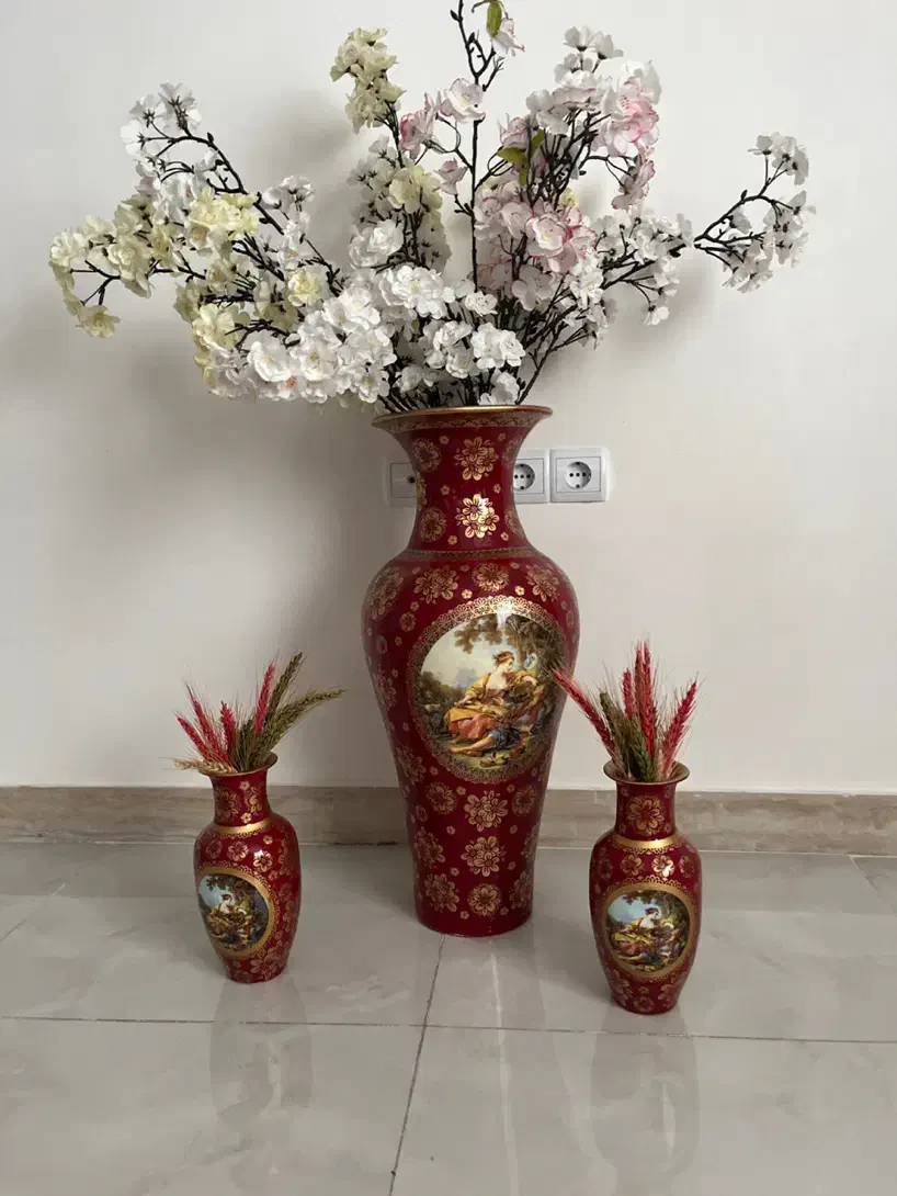 گلدان بزرگ کنار سالنی و دو گلدان کوچک ست|صنایع دستی و سایر لوازم تزئینی|رشت, رشتیان|دیوار