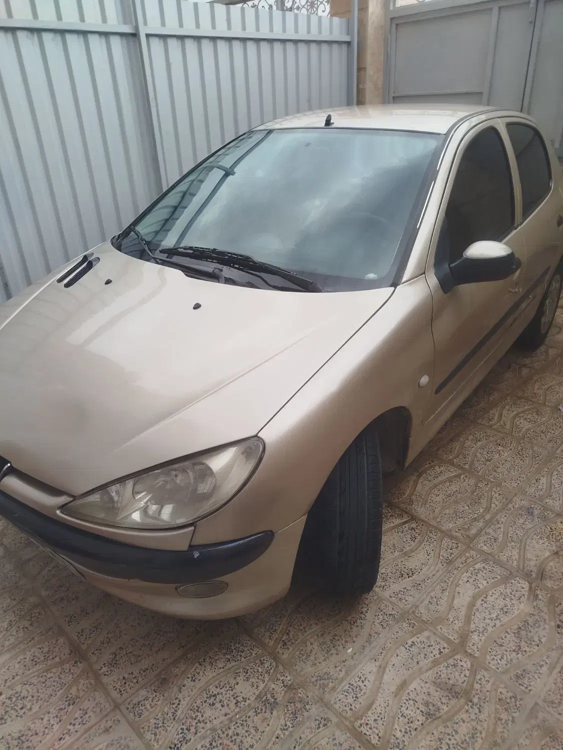 پژو۲۰۶|خودرو سواری و وانت|بروجرد, |دیوار