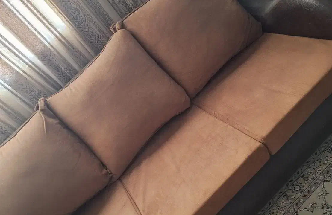 مبل ۷ نفره تمیز|مبلمان خانگی و میز عسلی|کاشان, دروازه جوشقان|دیوار