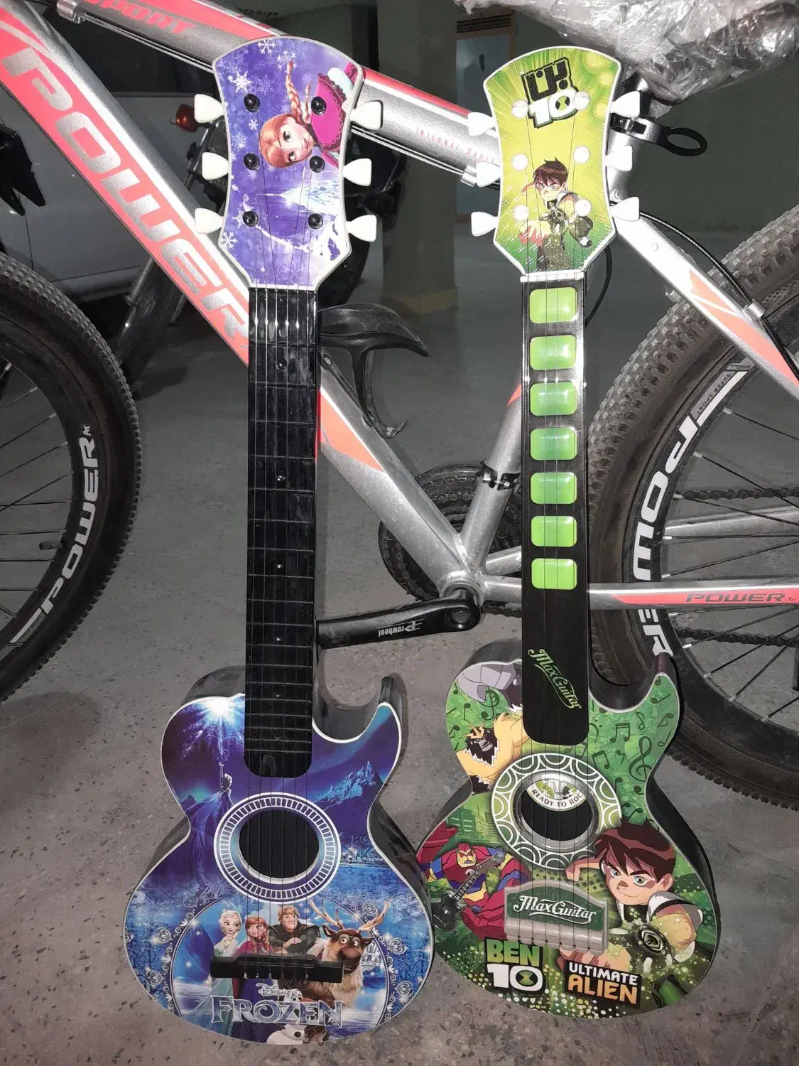 دو تا گیتار نو .سنگ اوپن|اسباب‌بازی بچه|لنجان, |دیوار