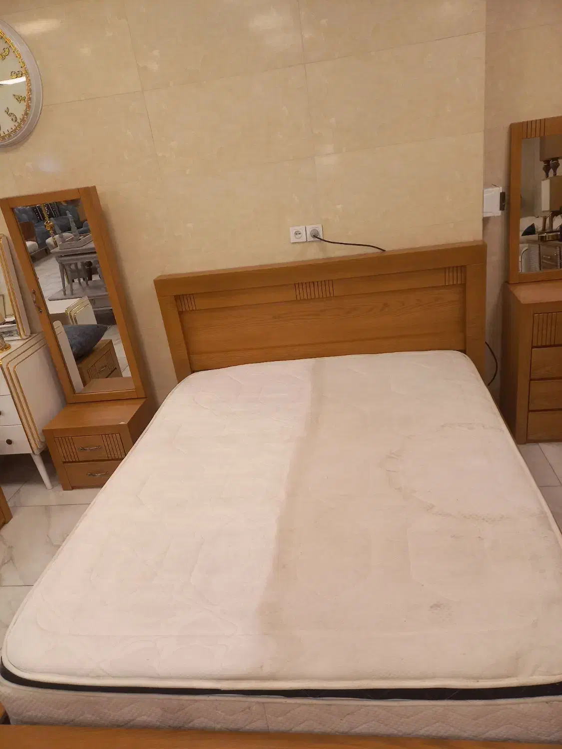 مبل شویی رشت و حومه|خدمات نظافت|رشت, نیروی دریایی|دیوار