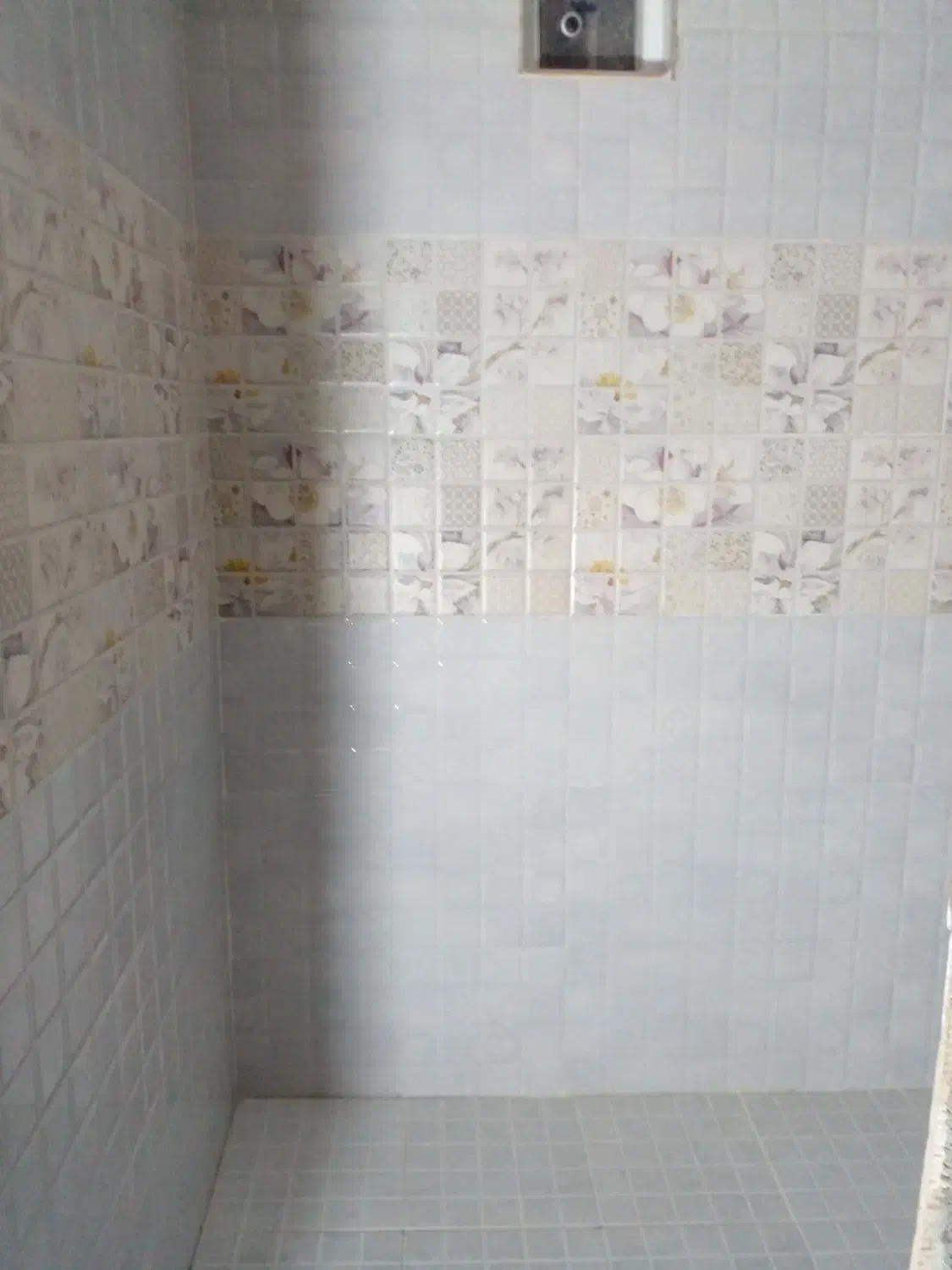 سنگ کار کاشی کار و سرامیک کاری|خدمات پیشه و مهارت|گرگان, |دیوار